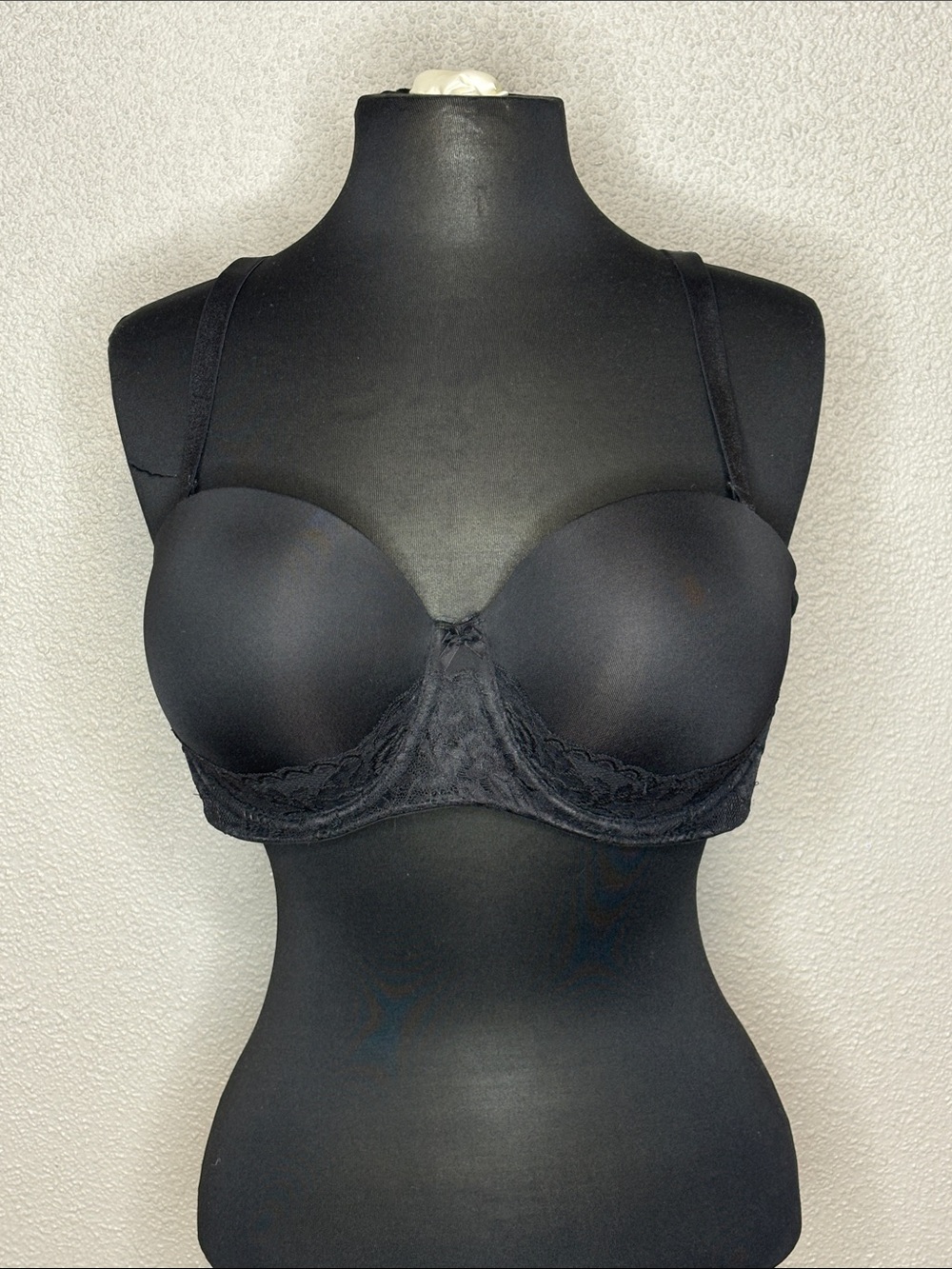 Torrid Curve | Black Lace Underwire Convertible Strapless Bra | Size 38DD
